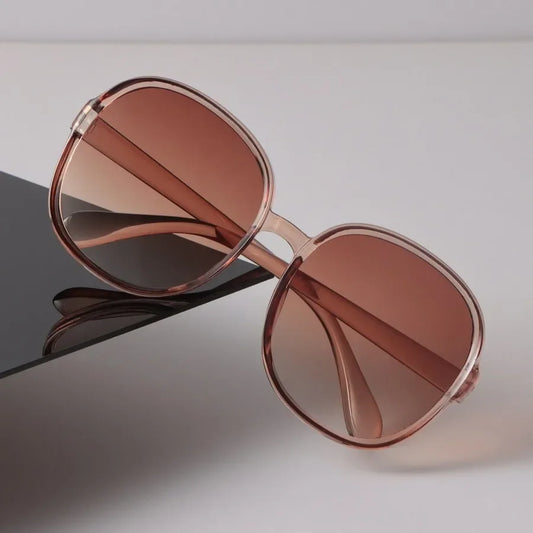 Lovely Sunglasses Women Men Round Mirror Big Frame Brand Designer Black Sun Glasses Trendy Eyewear Unisex Sexy Retro