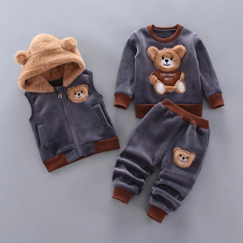 Cozy & Cute: Must-Have Autumn & Winter Outfits for Babies & Kids