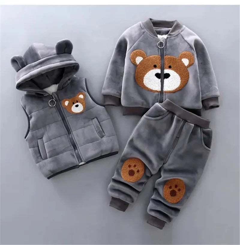 Cozy & Cute: Must-Have Autumn & Winter Outfits for Babies & Kids