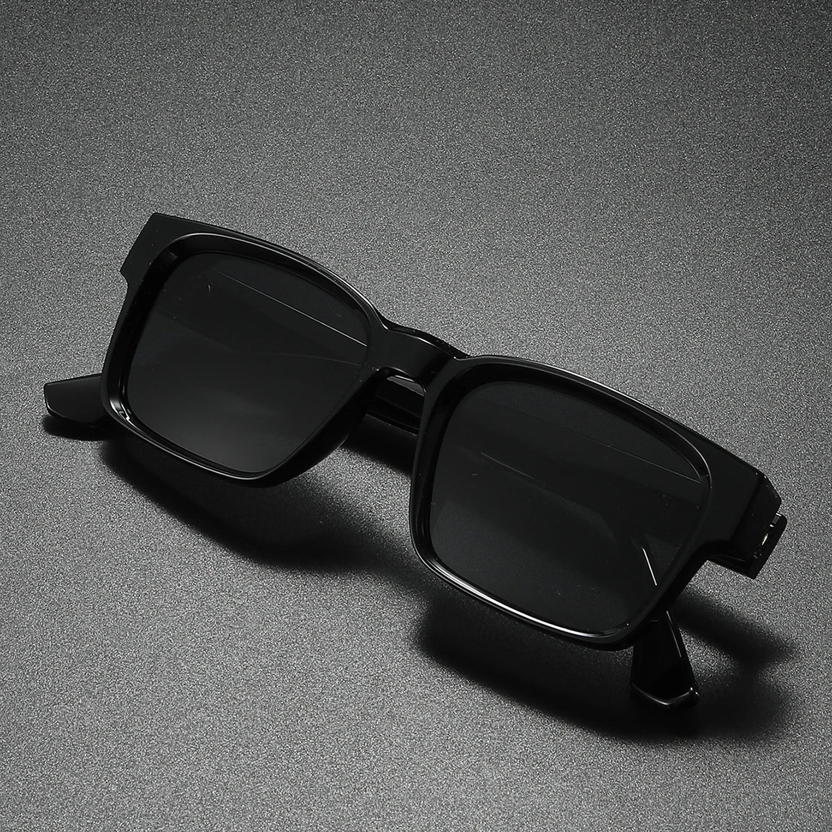 Quality Square Polarized Sunglasses Men Metal Core UV400 Unisex Sun Glasses Travel Hiking Beach Fishing Eyewear