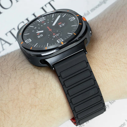 Silicone Magnetic Strap+ Adapter for Galaxy Watch 7 Ultra 47mm Loop Band Bracelet for Galaxy Watch Ultra 47MM No Gaps Quick band